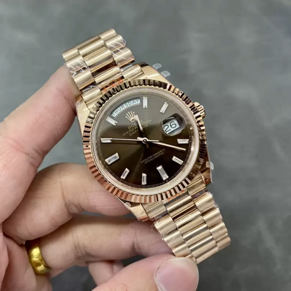 GM공장 롤렉스 데이데이트 초코다이얼 바게트다이아 로즈골드 금통 40mm V3(텅스텐 헤비 버전) 228235