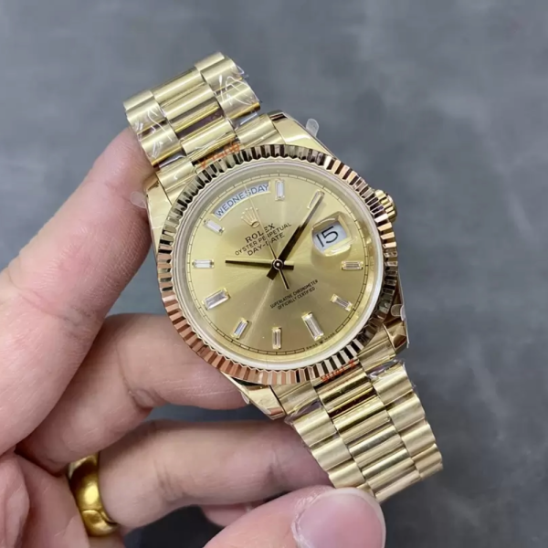 GM공장 롤렉스 데이데이트 샴페인골드 다이얼 바게트다이아 금통 40mm 228238