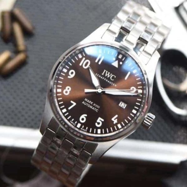 V7공장 IWC 파일럿 마크 18 블랙 다이얼 SS 브레이슬릿 40mm IW327003