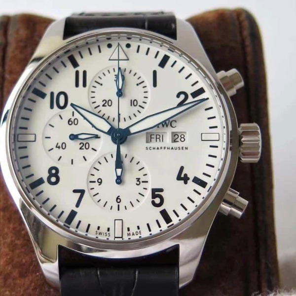 ZF공장 IWC 파일럿 크로노그래프 150주년 에디션 레더 스트랩 43mm IW377725