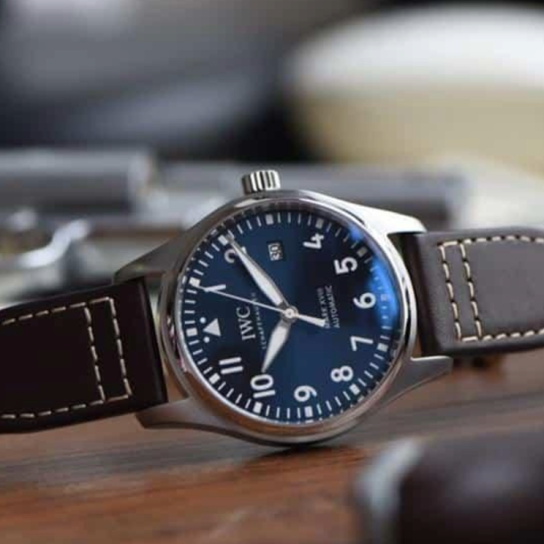 V7공장 IWC 파일럿 마크 18 어린왕자 에디션 블루 다이얼 레더 스트랩 40mm IW327004