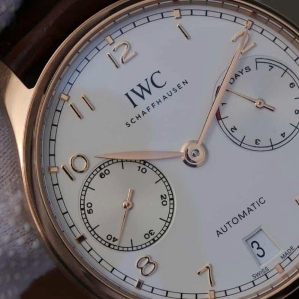 ZF공장 IWC 포르투기저 세븐데이즈 로즈골드 화이트 다이얼 레더 스트랩 42.3mm IW500701