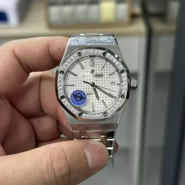 APS공장 오데마피게 로얄오크 화이트 다이얼 다이아베젤 스틸 SS 브레이슬릿 37mm 15451