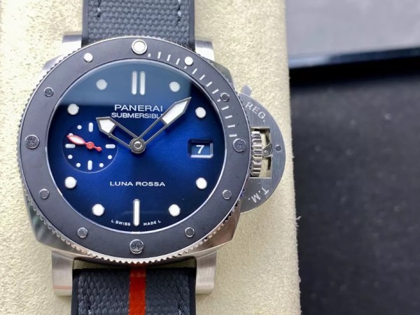 VS공장 파네라이 섭머저블 루나로사 블루 다이얼 42mm PAM1565