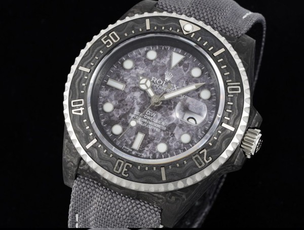 DIW공장 롤렉스 씨드웰러 카본 커스텀 43mm M126600