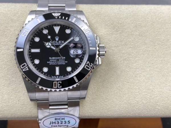 RC공장 롤렉스 신형 서브마리너 데이트 검판 41mm 126610LN